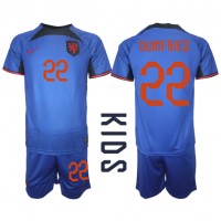Fotballdrakt Barn Nederland Denzel Dumfries #22 Bortedraktsett VM 2022 Kortermet (+ Korte bukser)